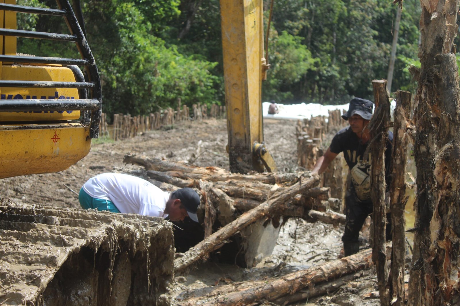 Pemasangan Cerucuk Dikebut, Satgas TMMD Fokus Perkuat Infrastruktur Desa Talio