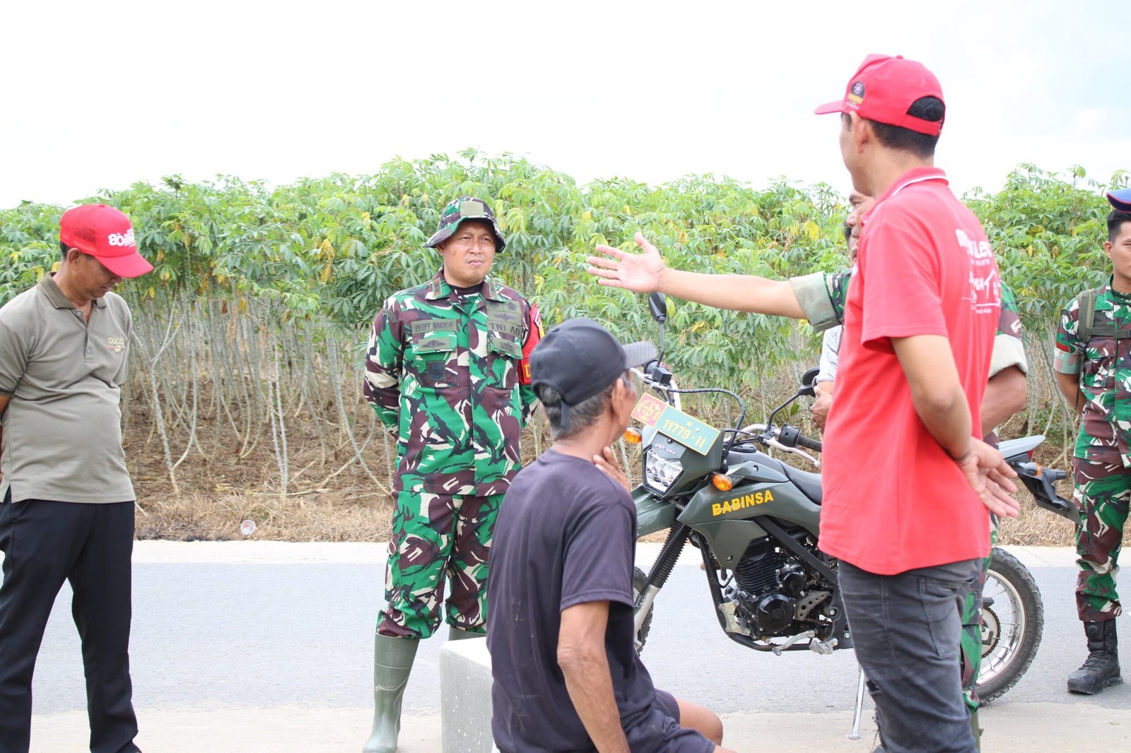 Dansatgas Kodim 0426/TB PadaTMMD ke-125 Kunjungi Titik Air Sasaran 5 di Kampung Moris Jaya