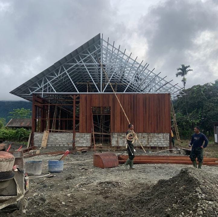 TMMD ke-125 Kodim 1705/Nabire: Progres 41,5%, Pembangunan Gereja Talitakum Tunjukkan Harmoni TNI dan Rakyat