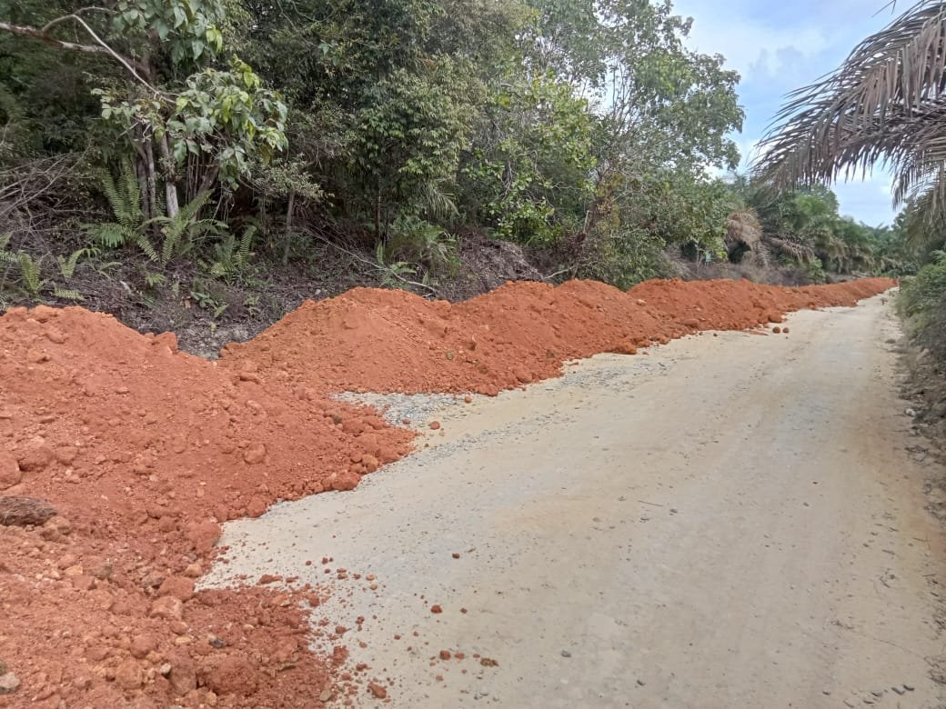 Progres 10,93%, Penimbunan Tanah Sepanjang 4.300 Meter di TMMD Ke-125 Kodim 1017/Lamandau Terus Berjalan