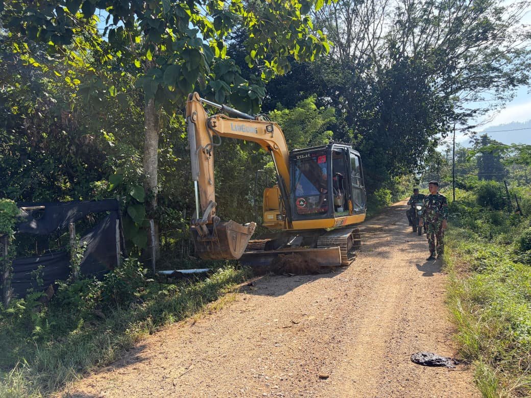 Proyek Peningkatan Jalan Usaha Tani di Amolame Semakin Dipercepat