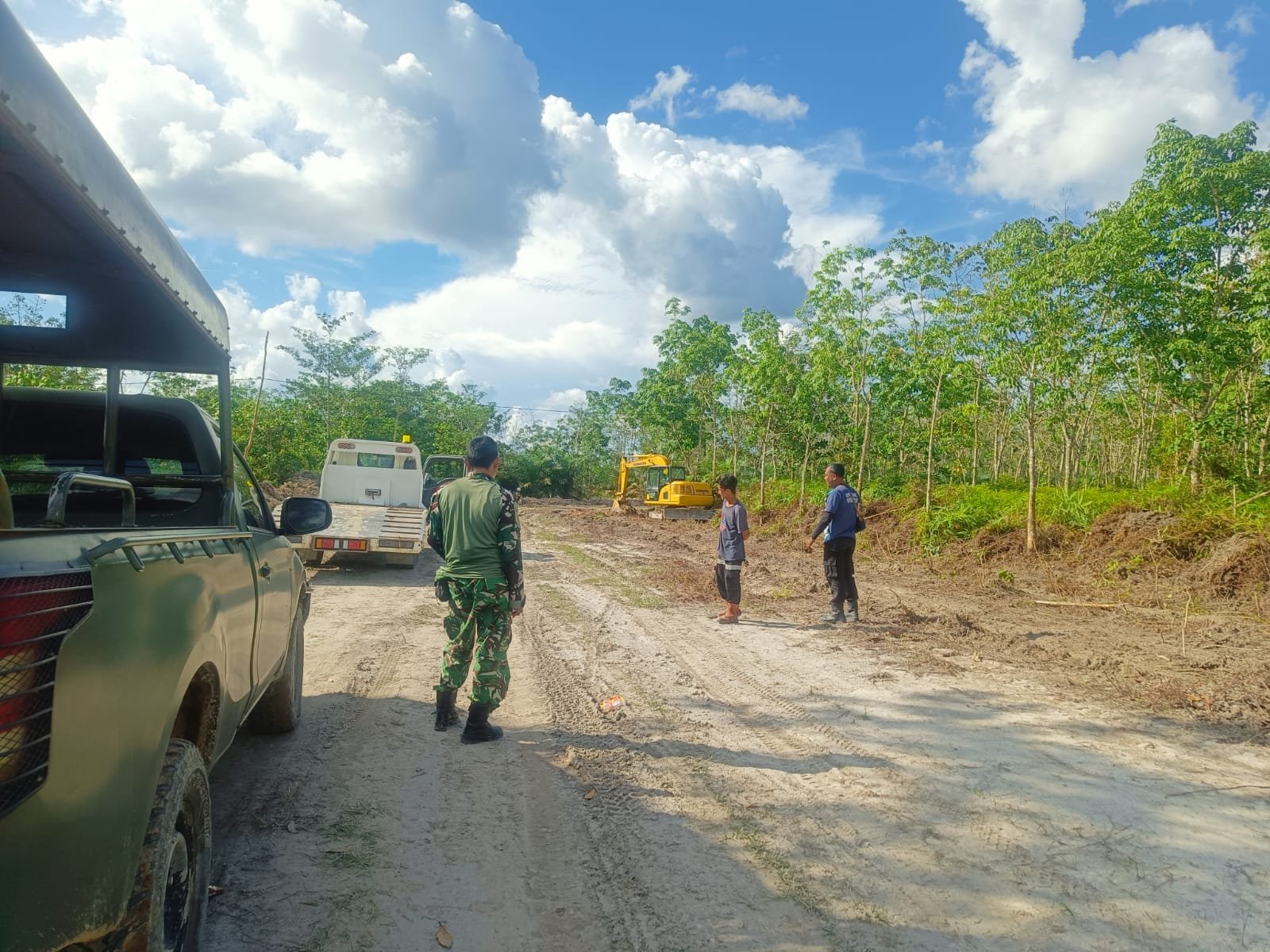 TMMD Ke-128 Kodim 1014/Pbn: Langkah Bersama Menuju Kemajuan Desa Sungai Hijau