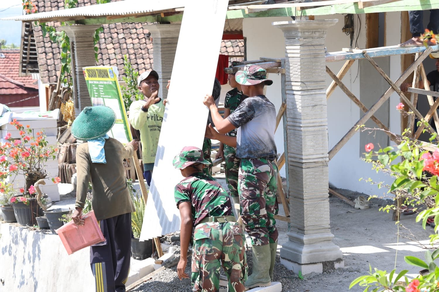Semangat Kebersamaan Terbangun di Desa Tlemang melalui TMMD ke-129
