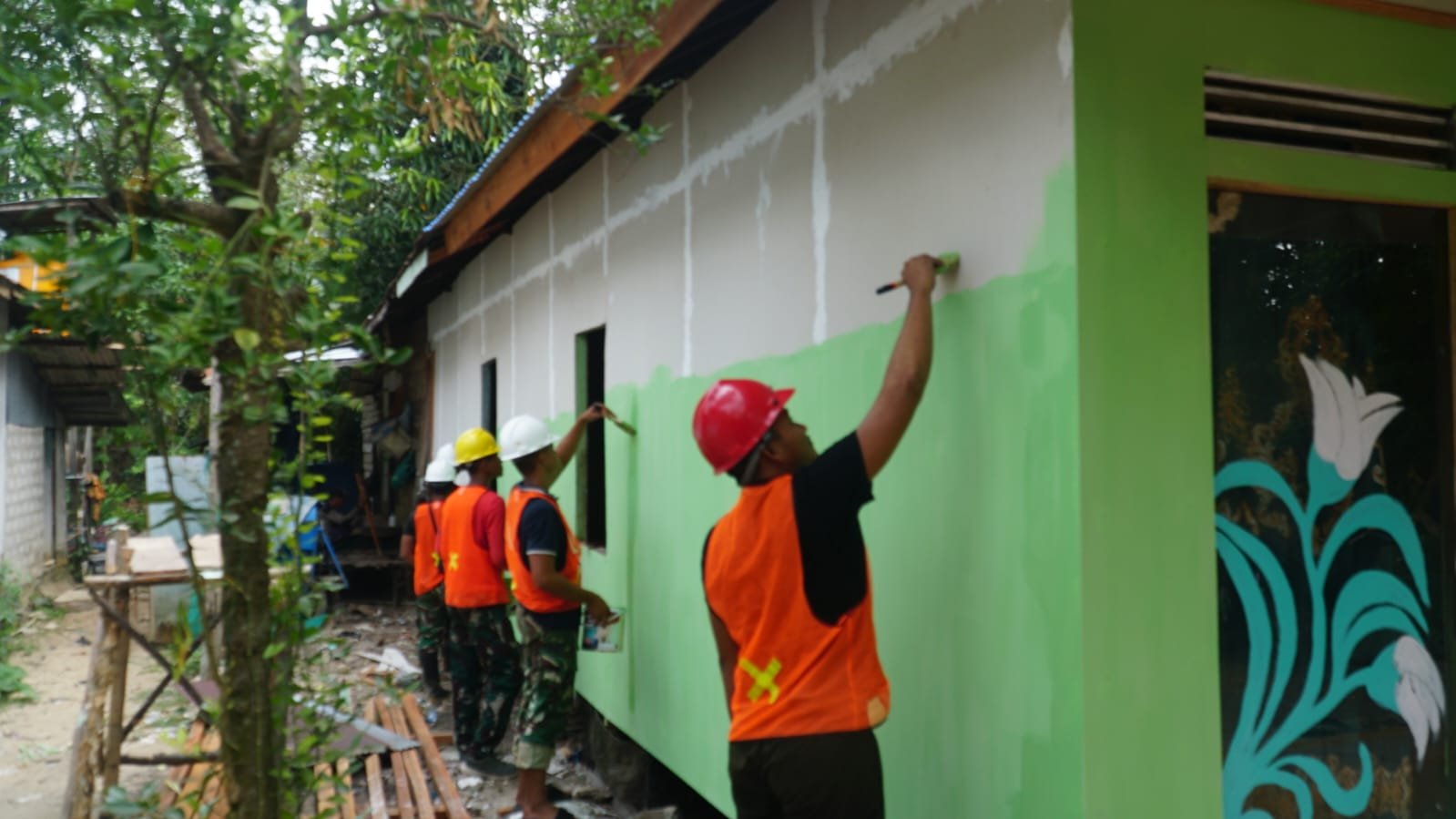 Penyelesaian RTLH Ibu Wahida: TNI AD Lanjutkan Program TMMD Reguler Ke-129