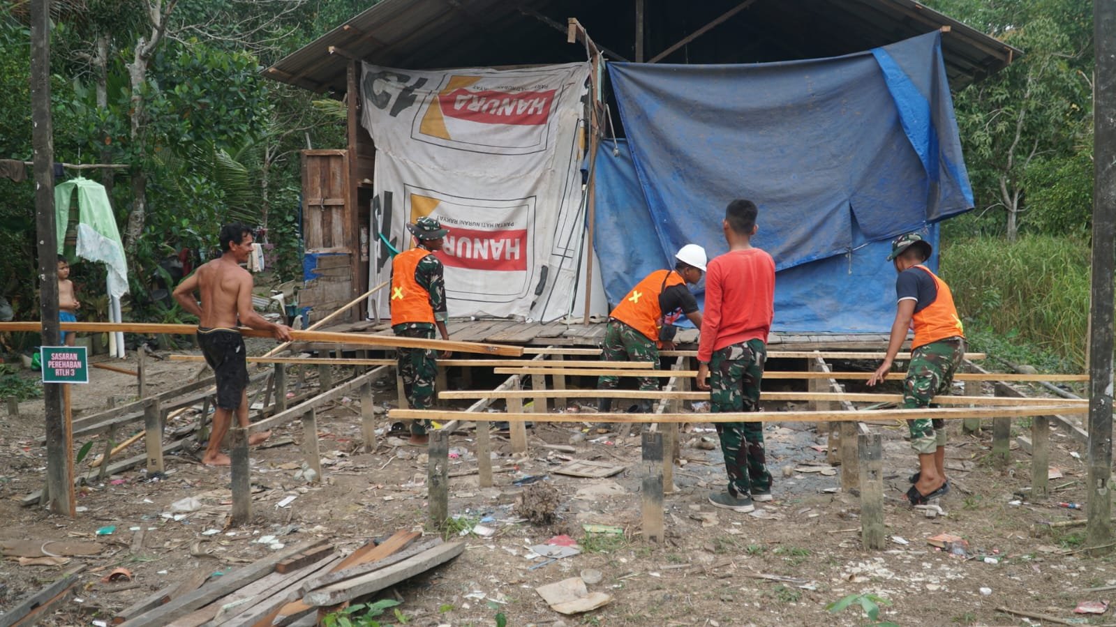 Pentingnya Pemasangan Kerangka Gelagar dalam Proyek RTLH TMMD Ke-129