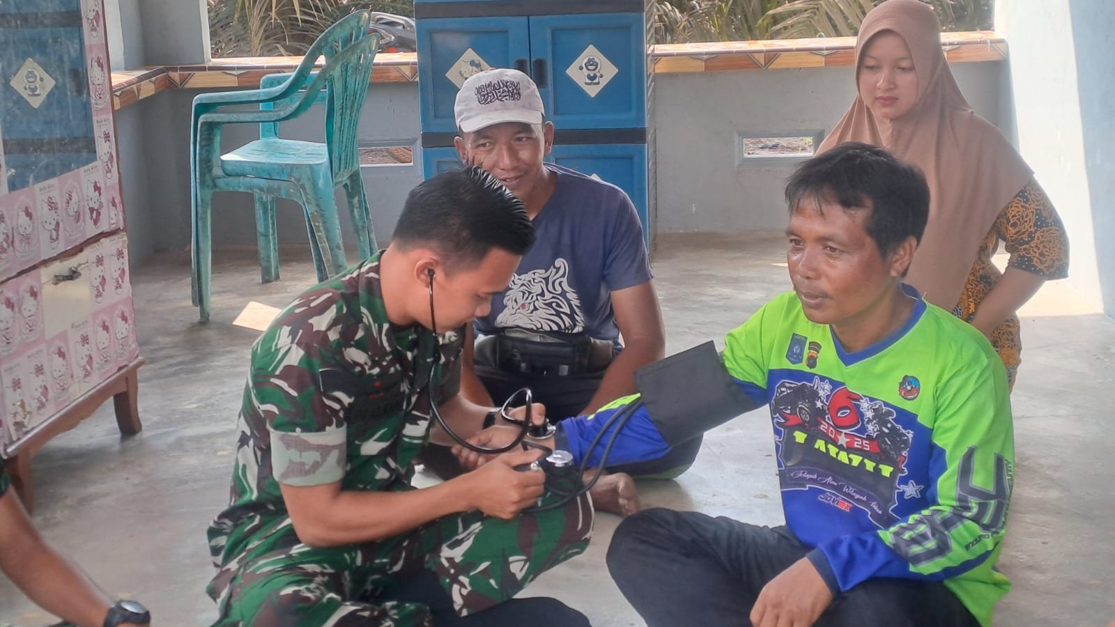 Prada Alim Iskandar Hadirkan Layanan Kesehatan dari Pintu ke Pintu di TMMD 129