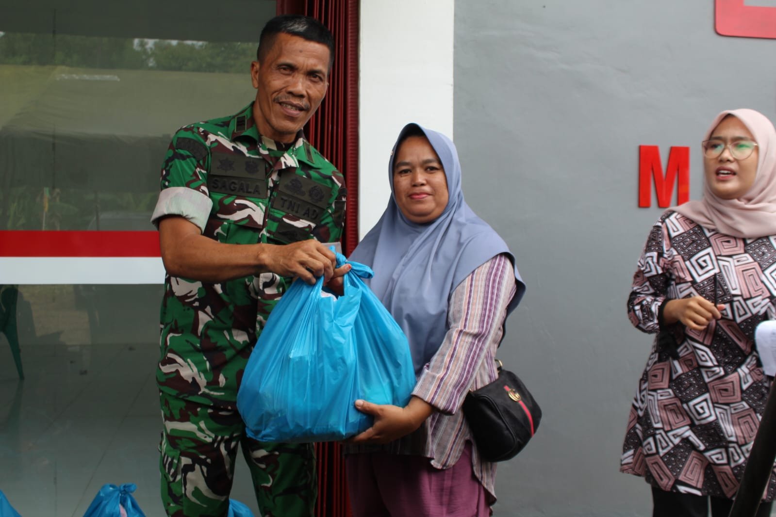 TMMD Ke-129: Upaya Sinergi dalam Pengentasan Stunting Melalui Distribusi Gizi di Bintan